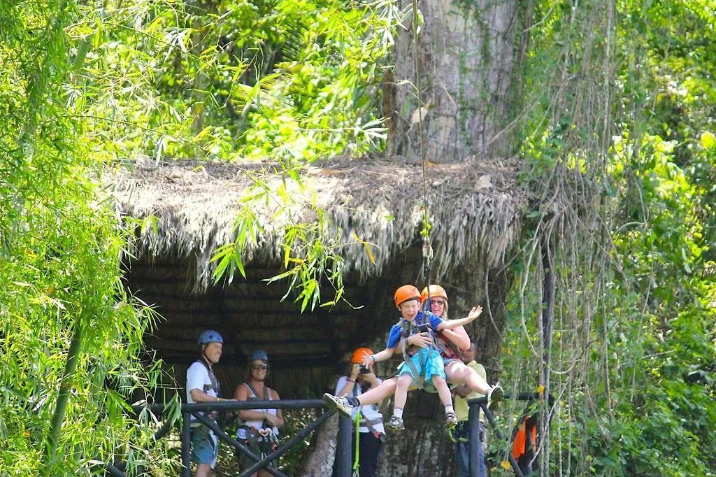 Dominican Tree House Village Santa Barbara De Samana 롯지